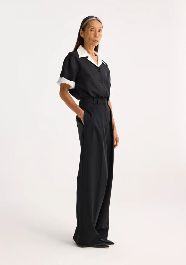 Contrast camp collar silk shirt