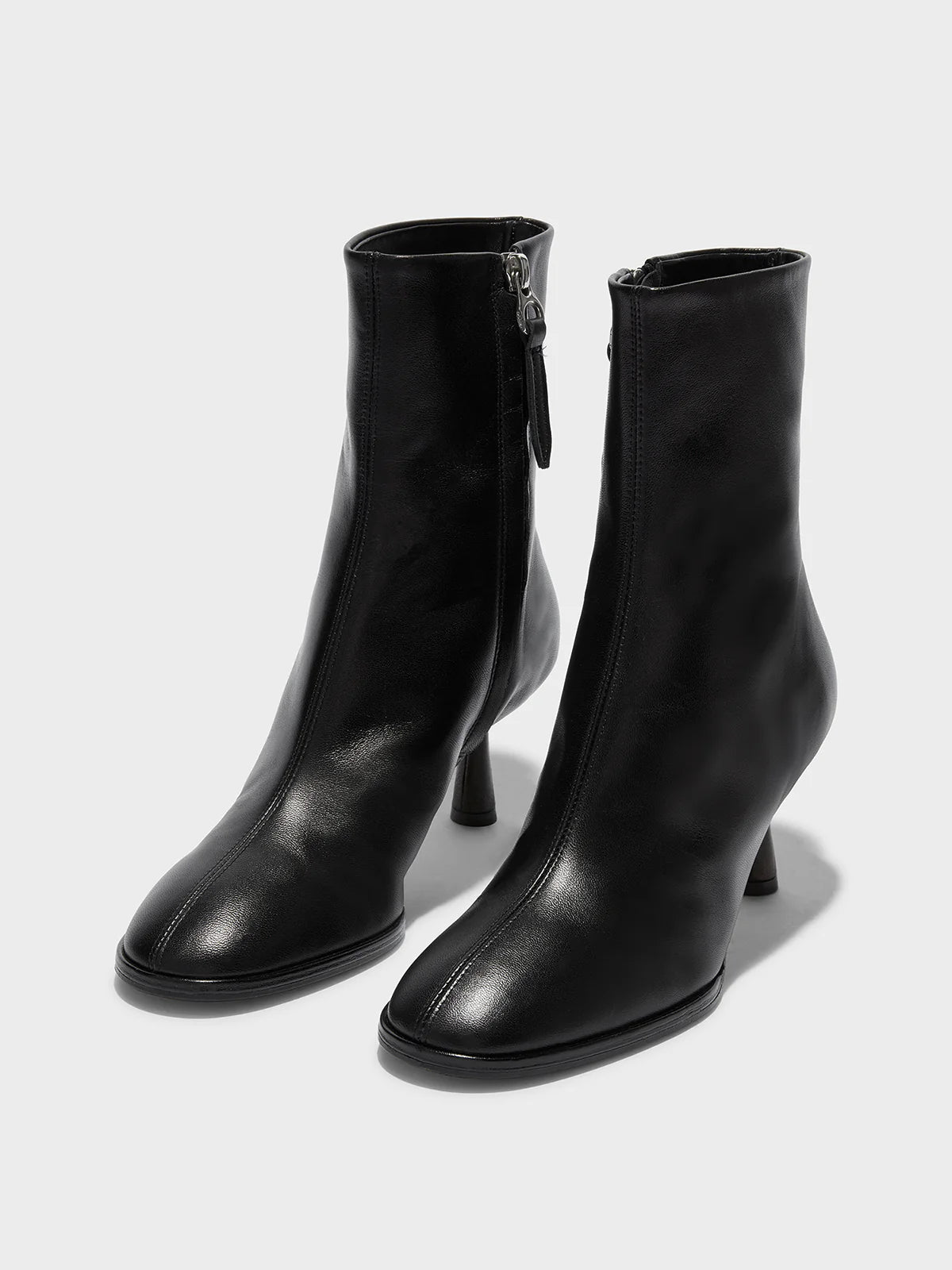 Dorothy Boots
