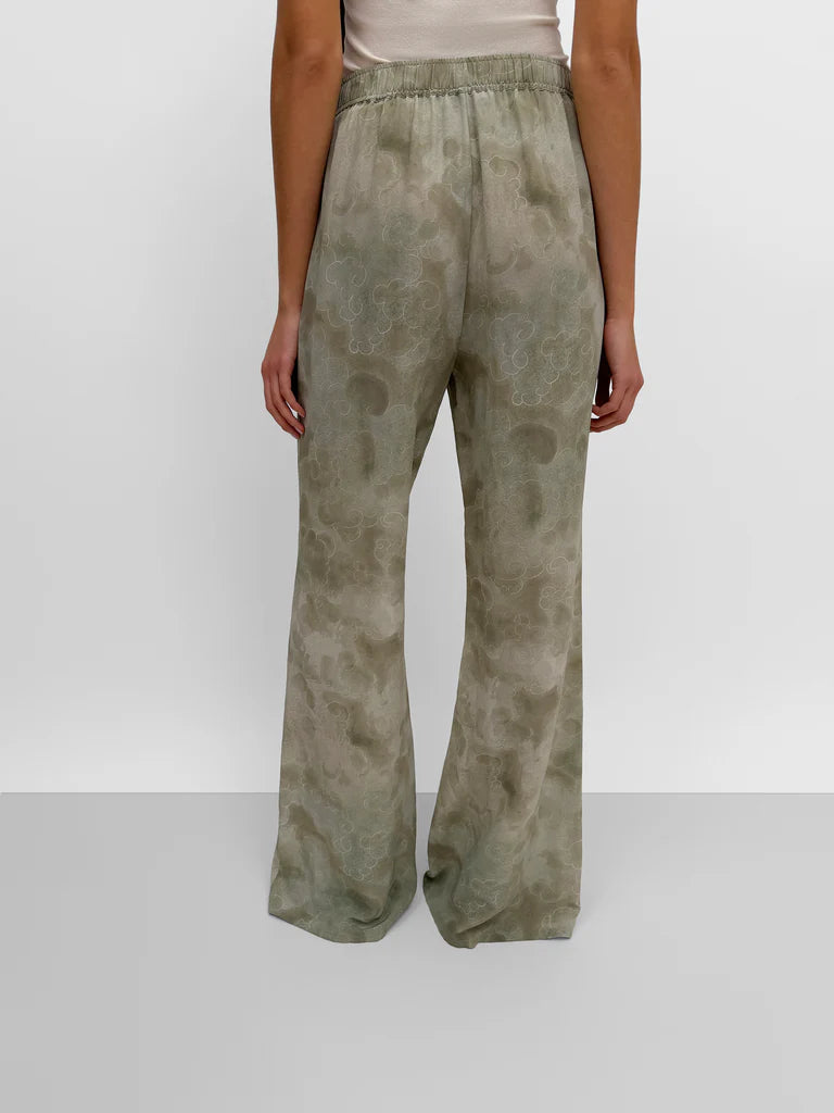 The Ezra Dressed Track Pant in Clouds