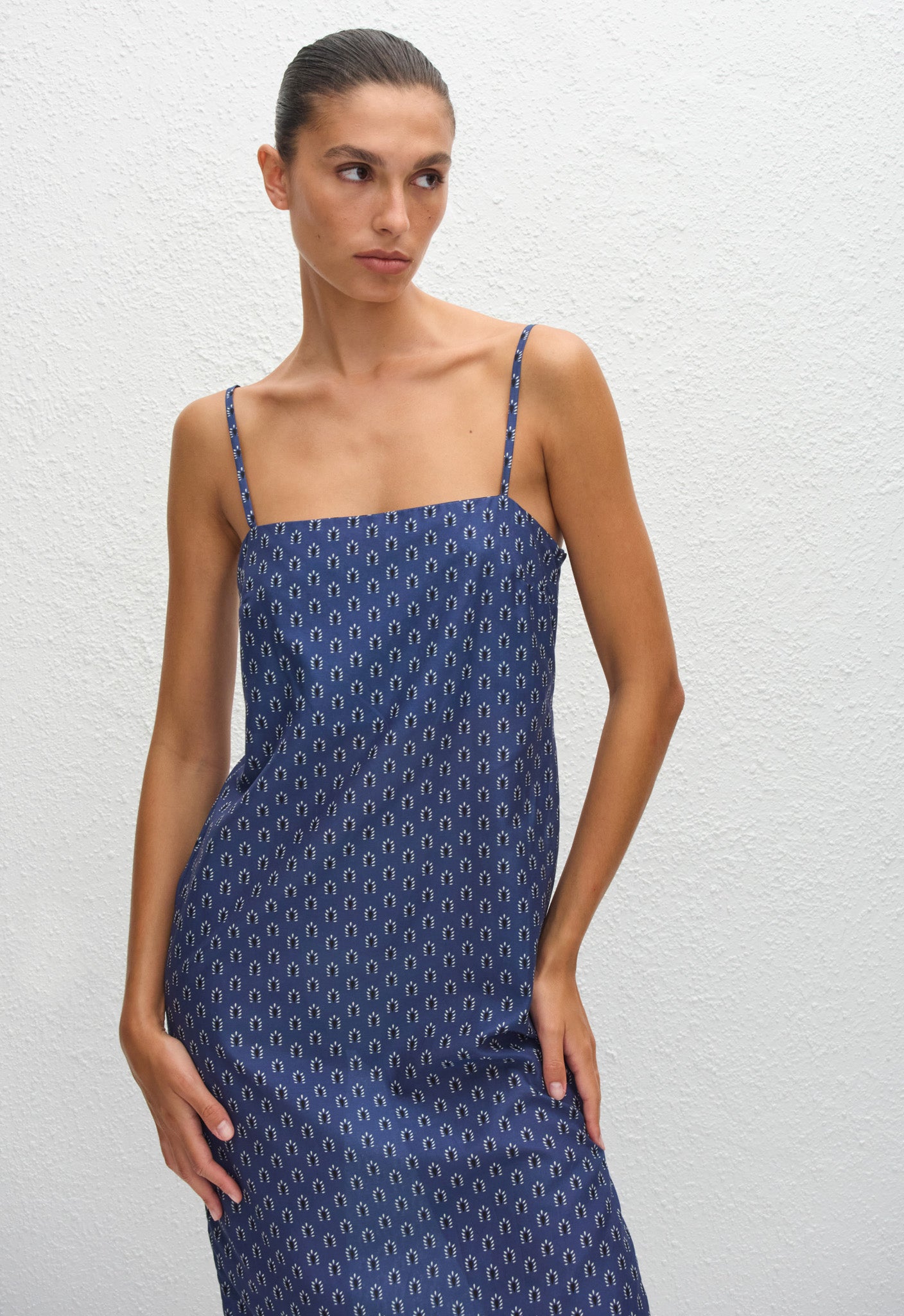 Square Shift Midi Dress