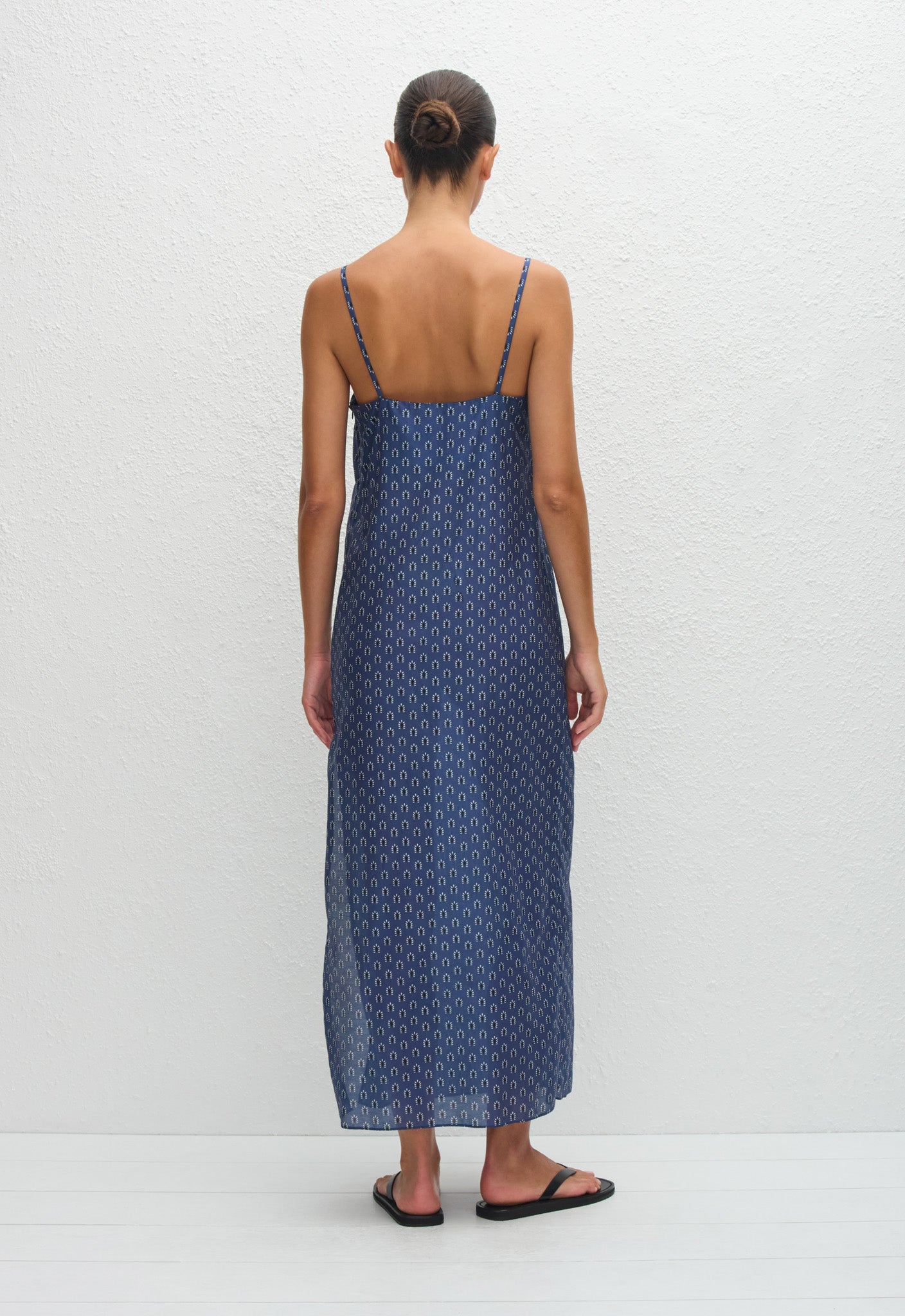 Square Shift Midi Dress