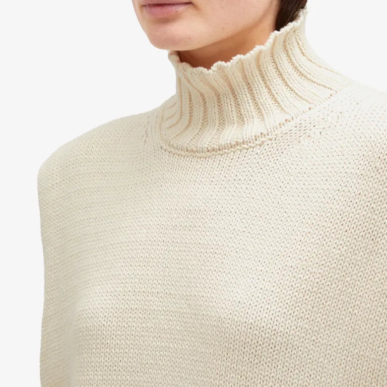 Sleveless Turtleneck