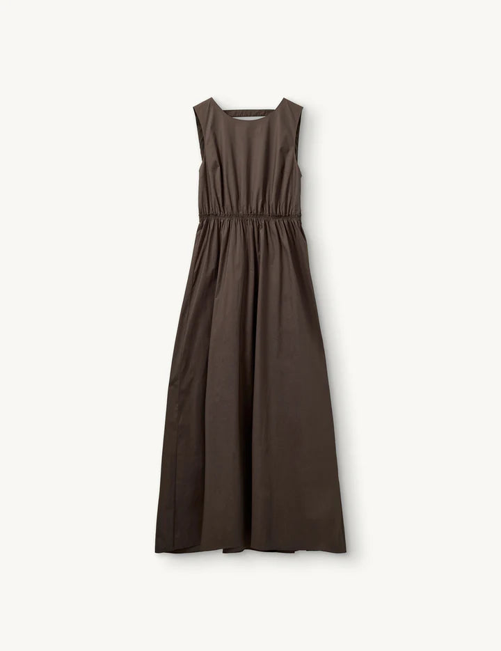 Cyprus back gown in chocolate