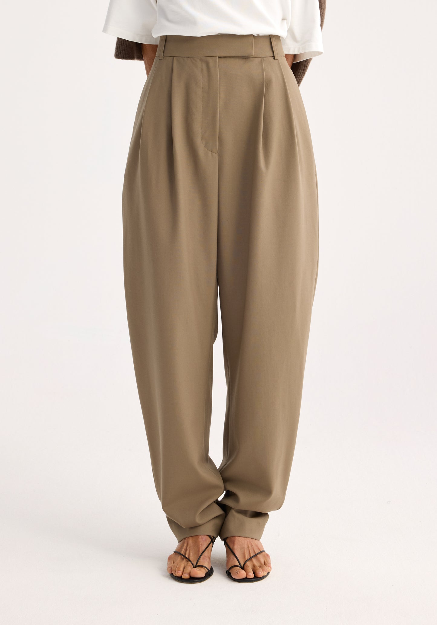 Round Leg Shaped Tailored Trousers