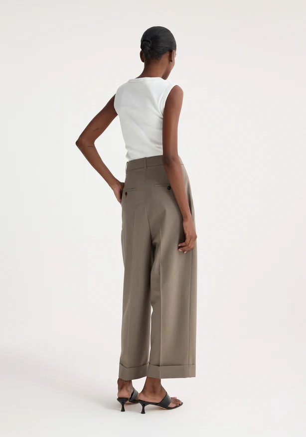 High-waist tailored trousers