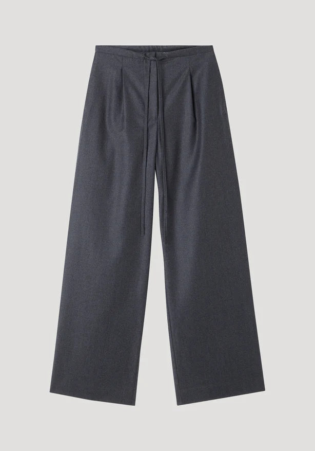 Relaxed soft wool trousers