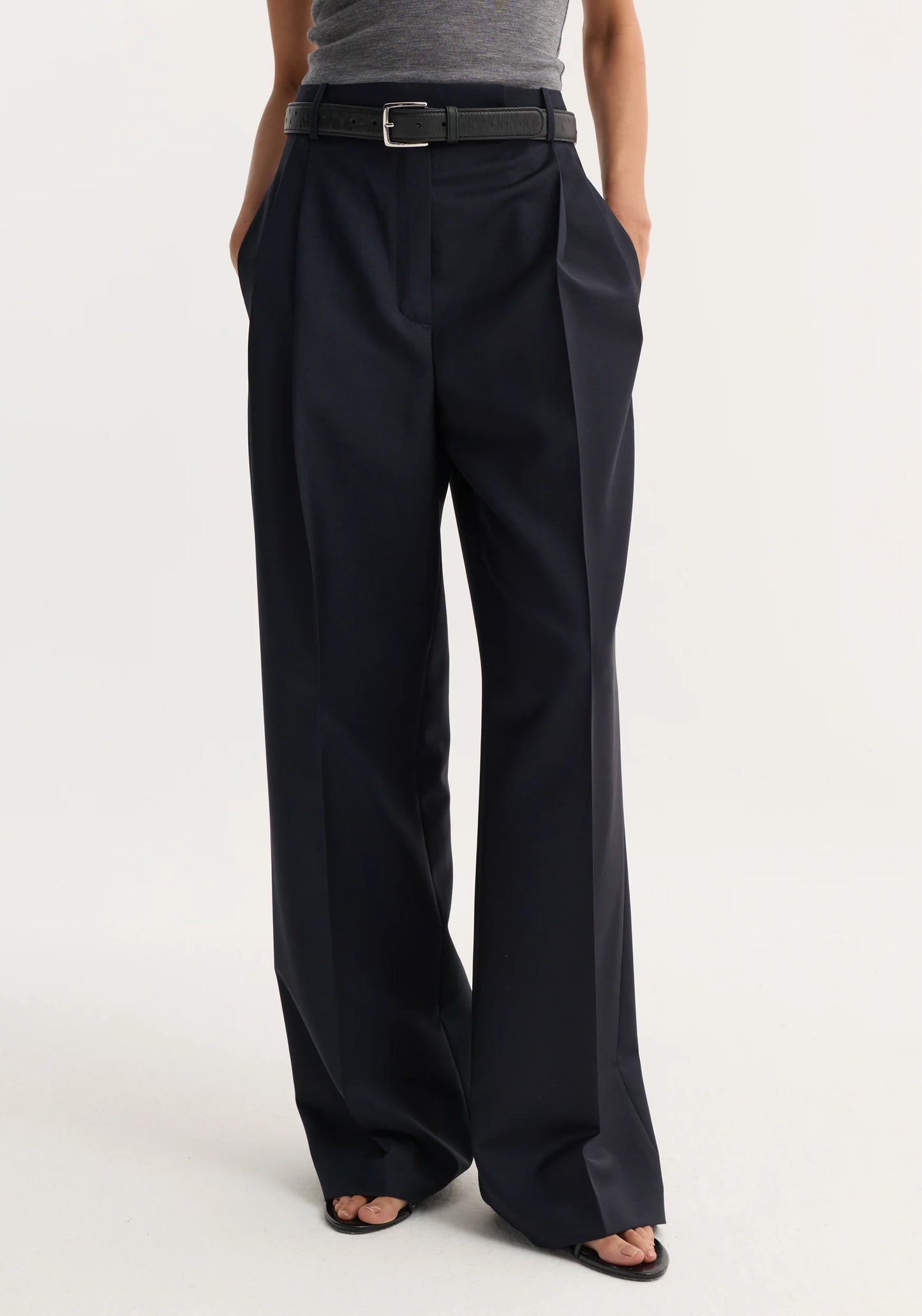 Mid-waist Tailored Trousers