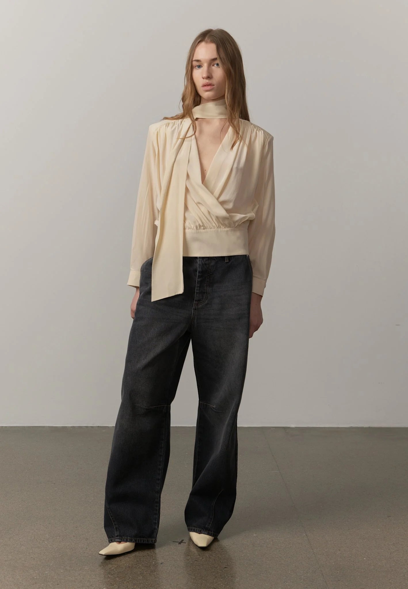 Full look featuring the blouse