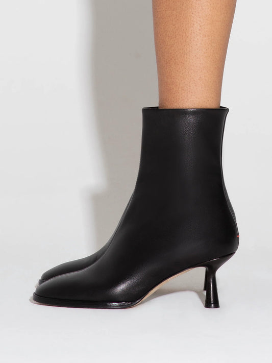Dorothy Boots