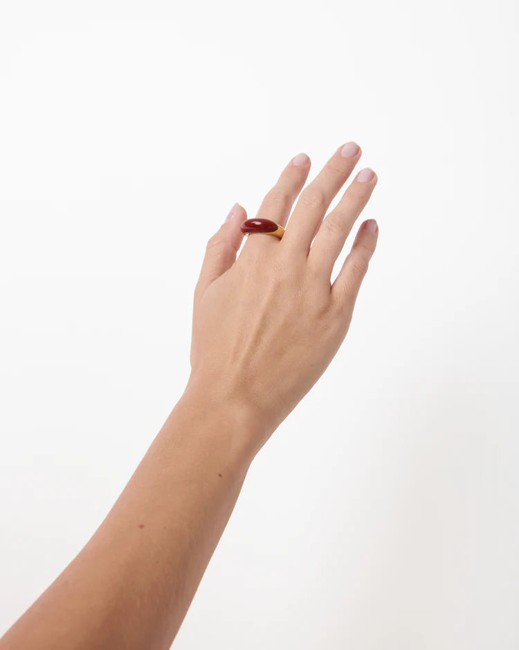 The Beatrice Ring in gold