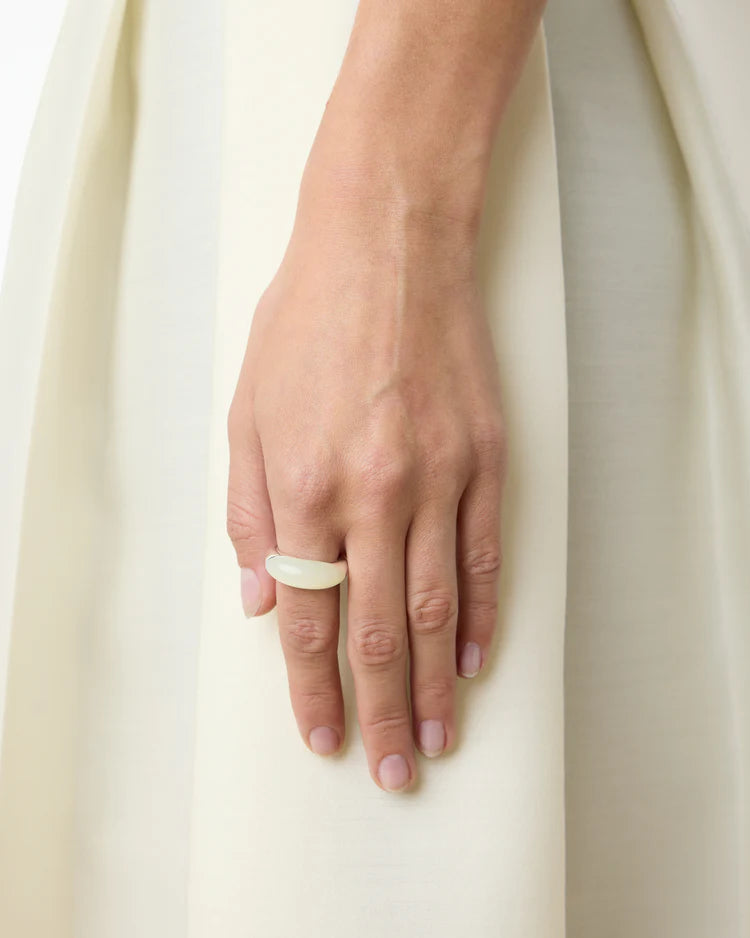 The Beatrice Ring in Silver