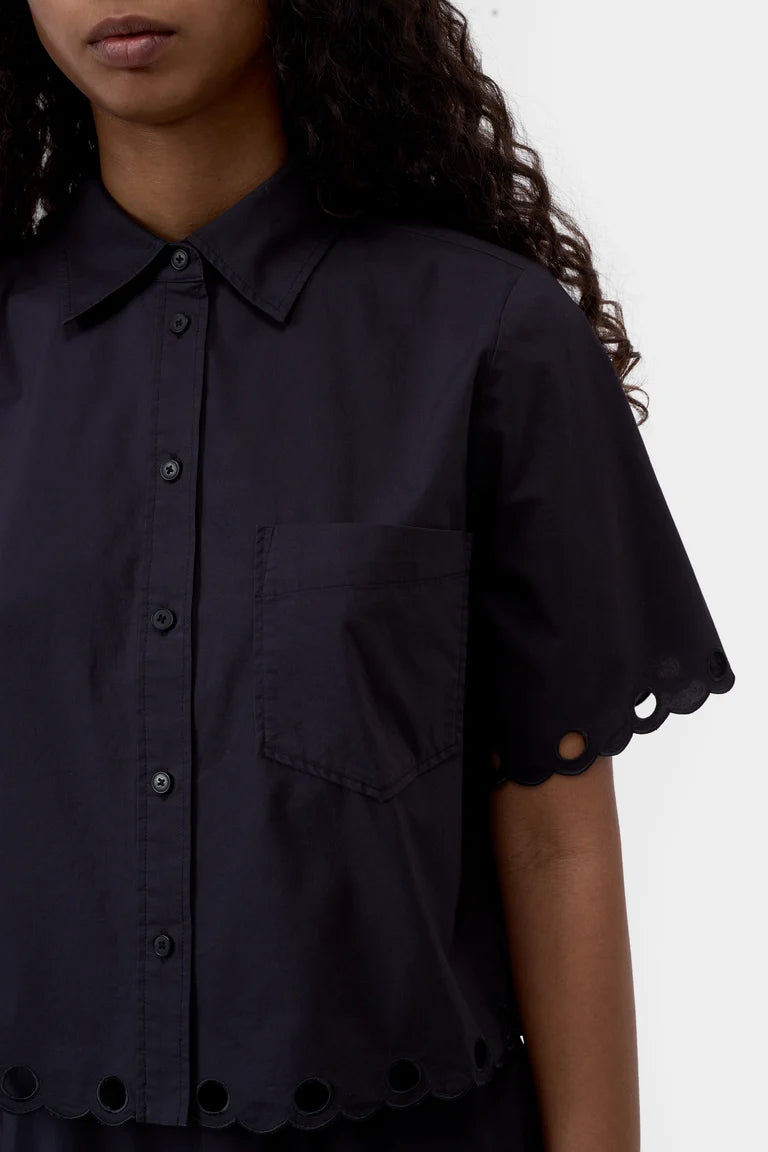 Embroidered poplin shirt