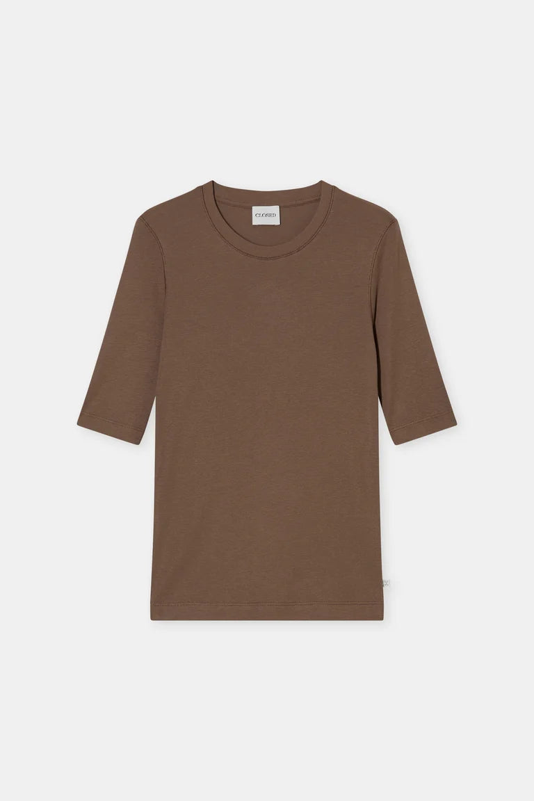 Brown t-shirt with 3/4 sleeves on a white background
