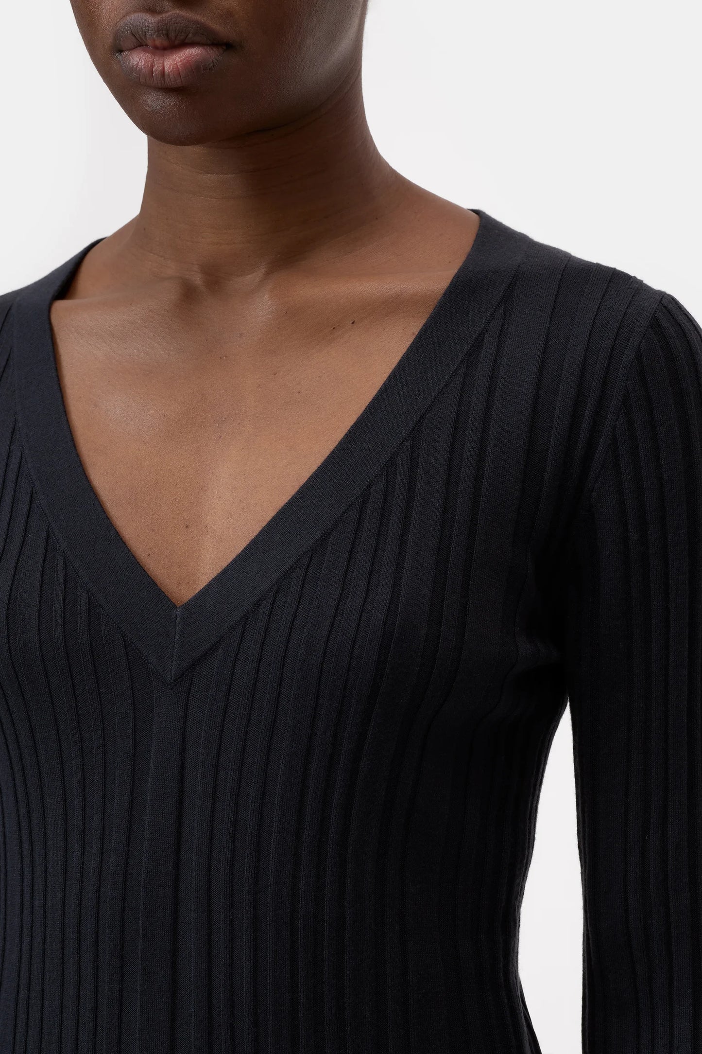 Slim V-Neck Longsleeve