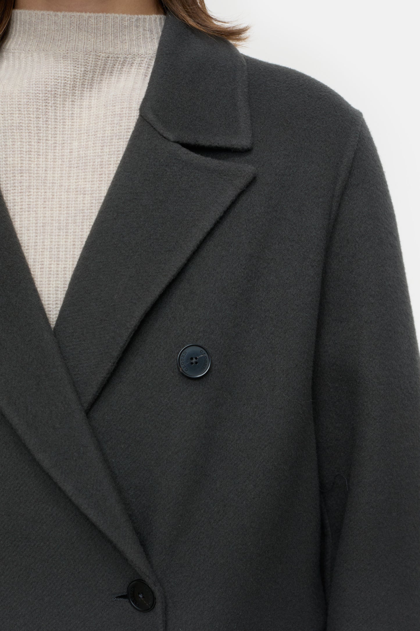 Virgin wool and cashmere blend coat