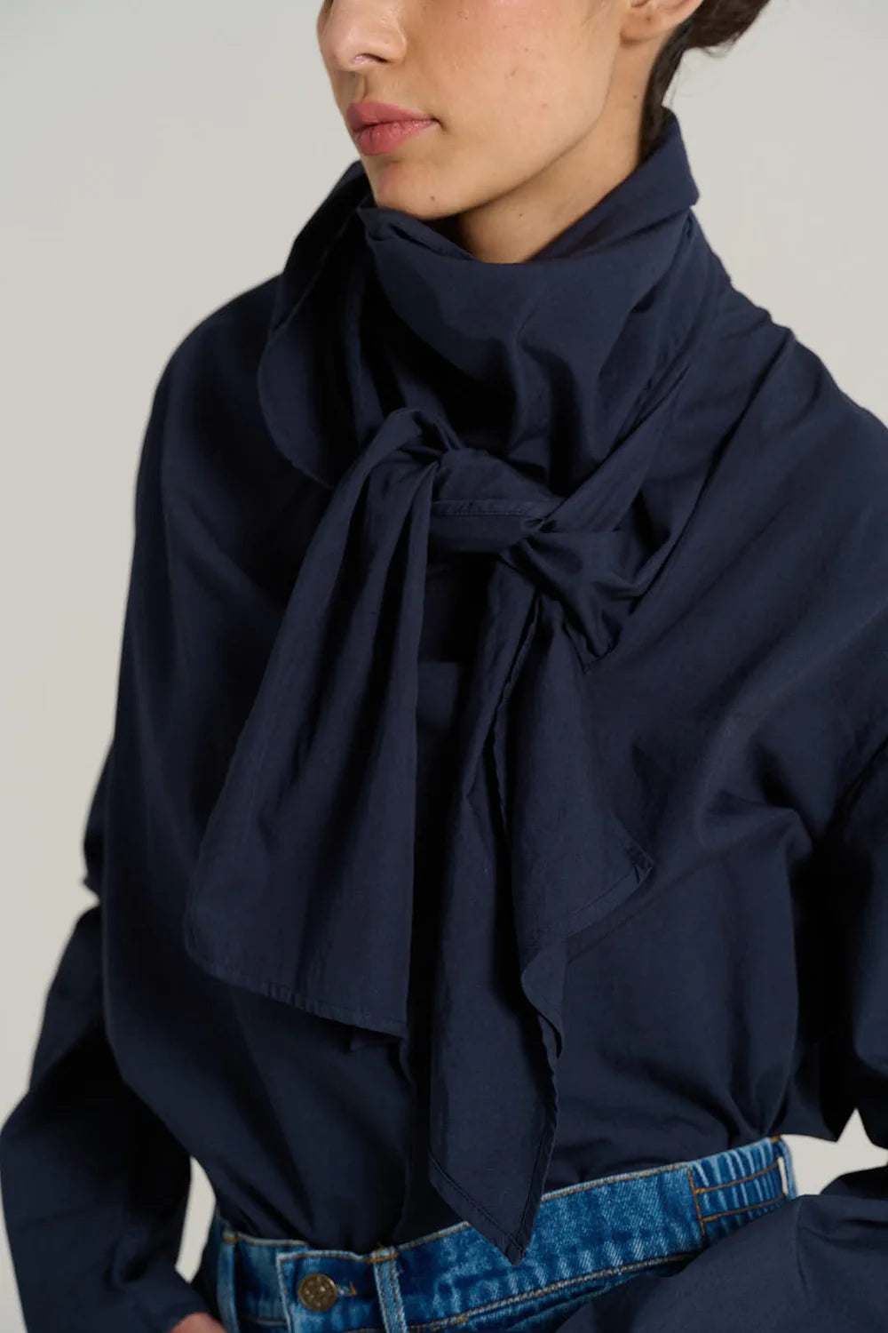 Marcel blouse in navy