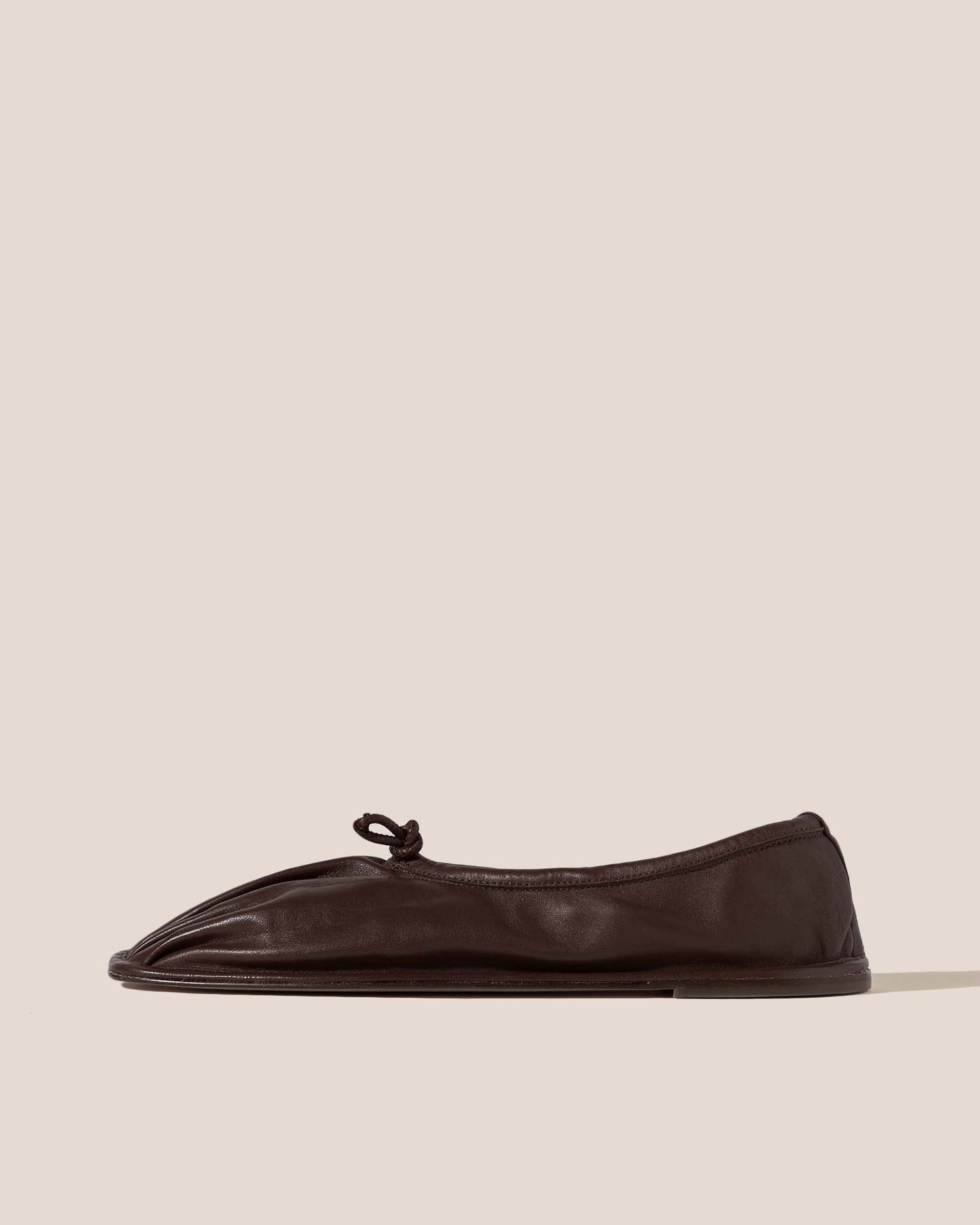 Hereu Puntera Pleated-Toe Pump Dark Brown