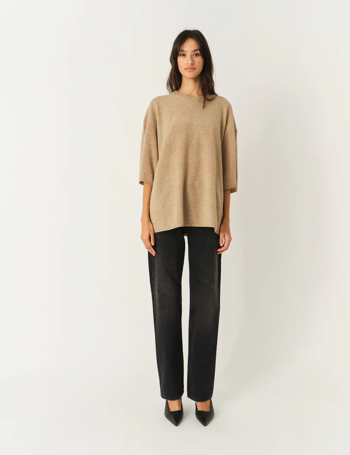 Como Oversized Tee