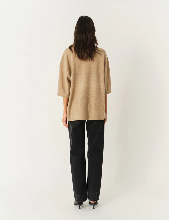 Como Oversized Tee